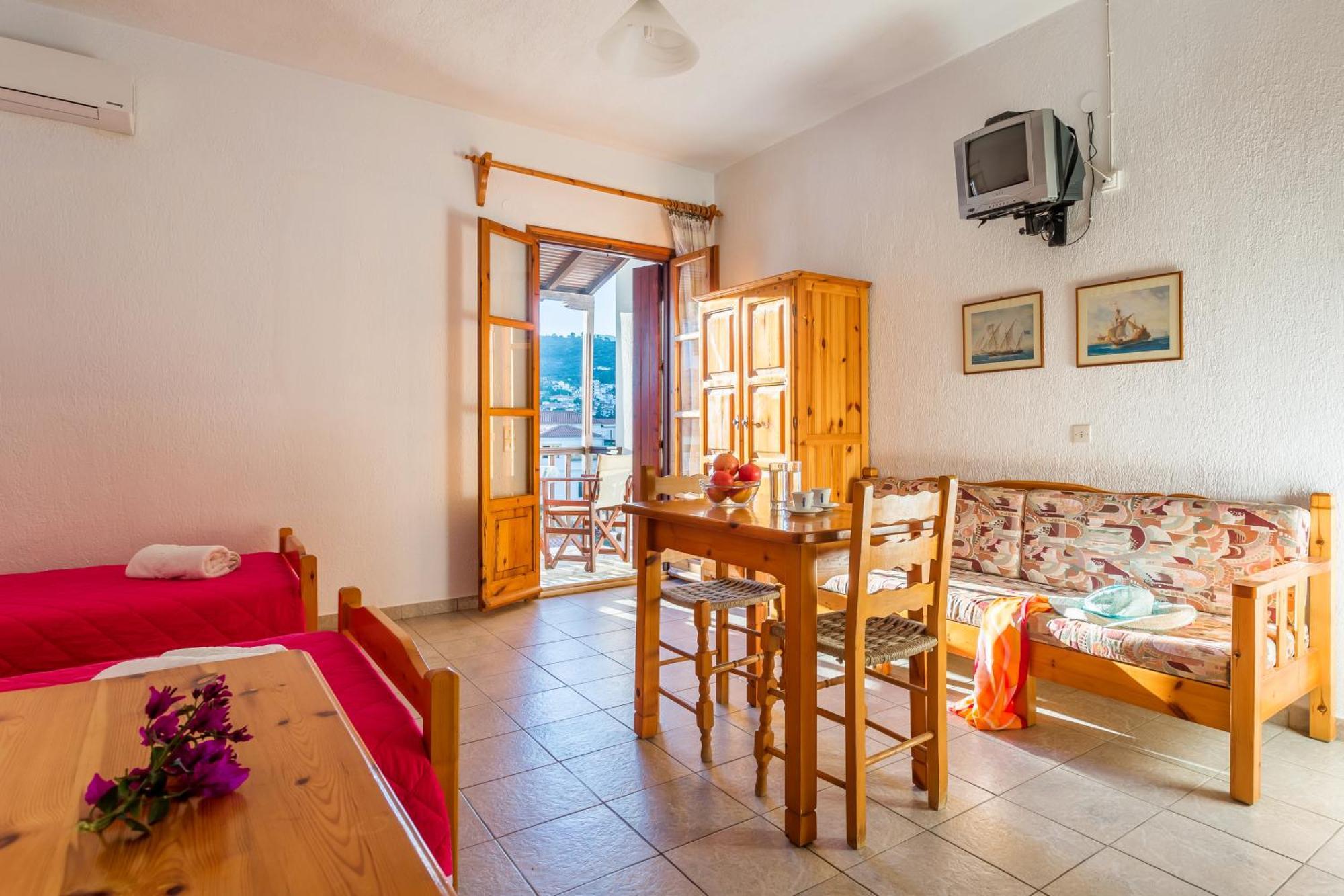 Nikolaos Studios Apartments Скопелос Экстерьер фото