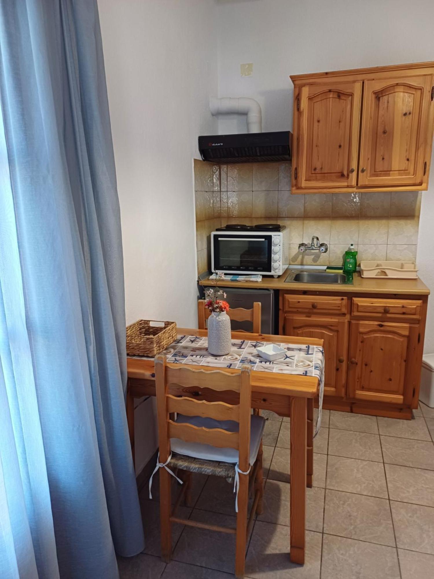 Nikolaos Studios Apartments Скопелос Экстерьер фото