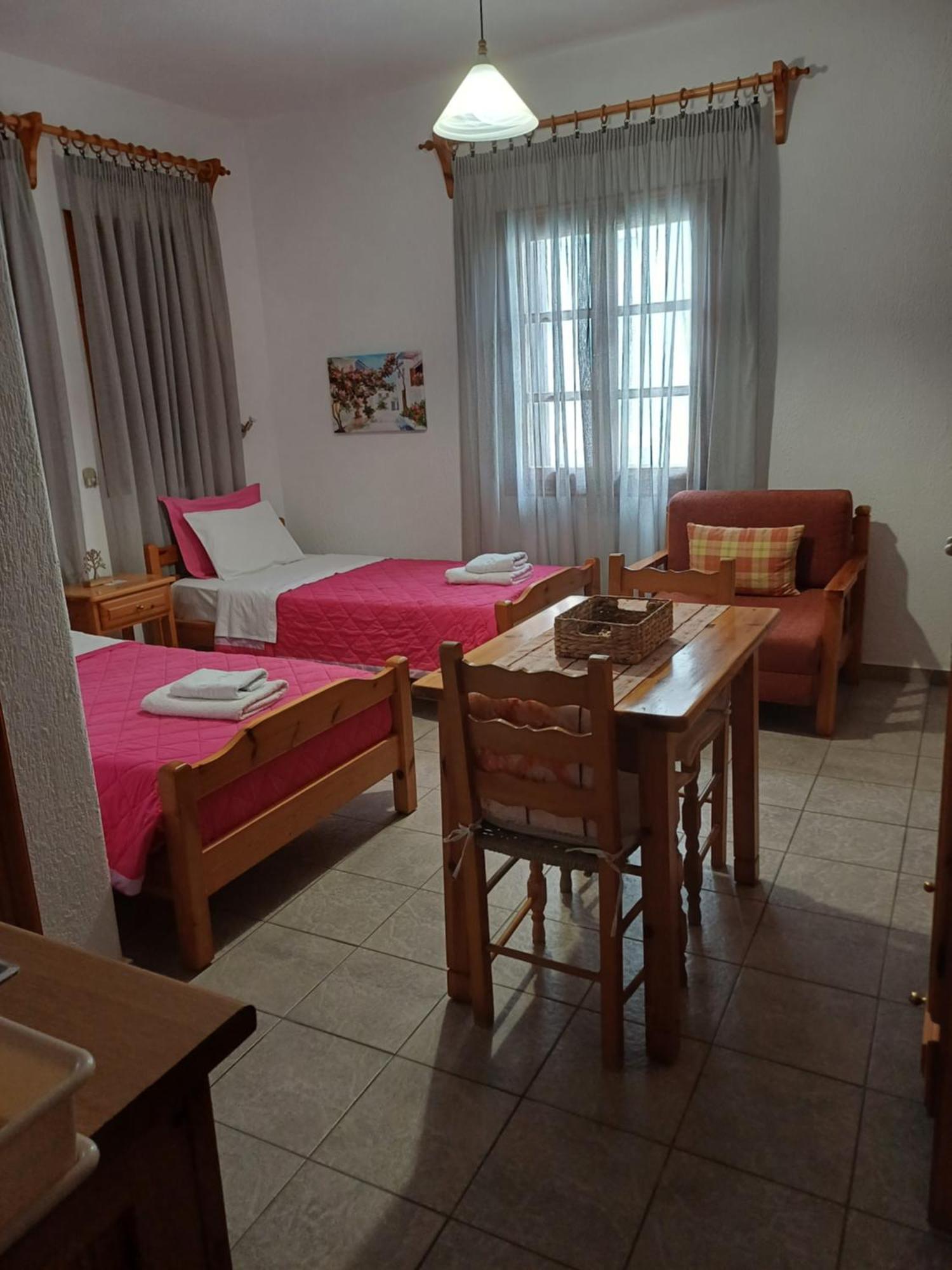 Nikolaos Studios Apartments Скопелос Экстерьер фото