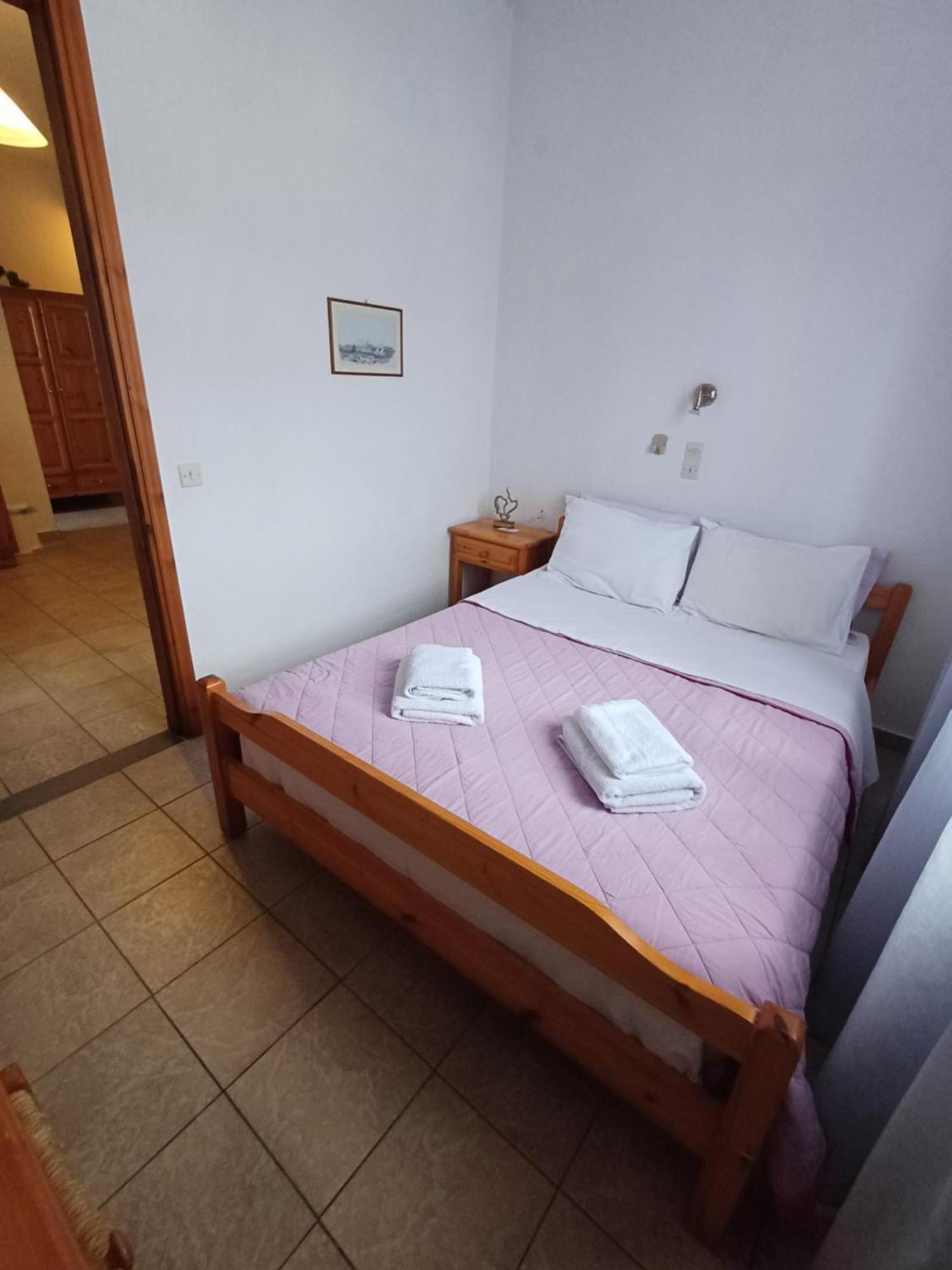 Nikolaos Studios Apartments Скопелос Экстерьер фото