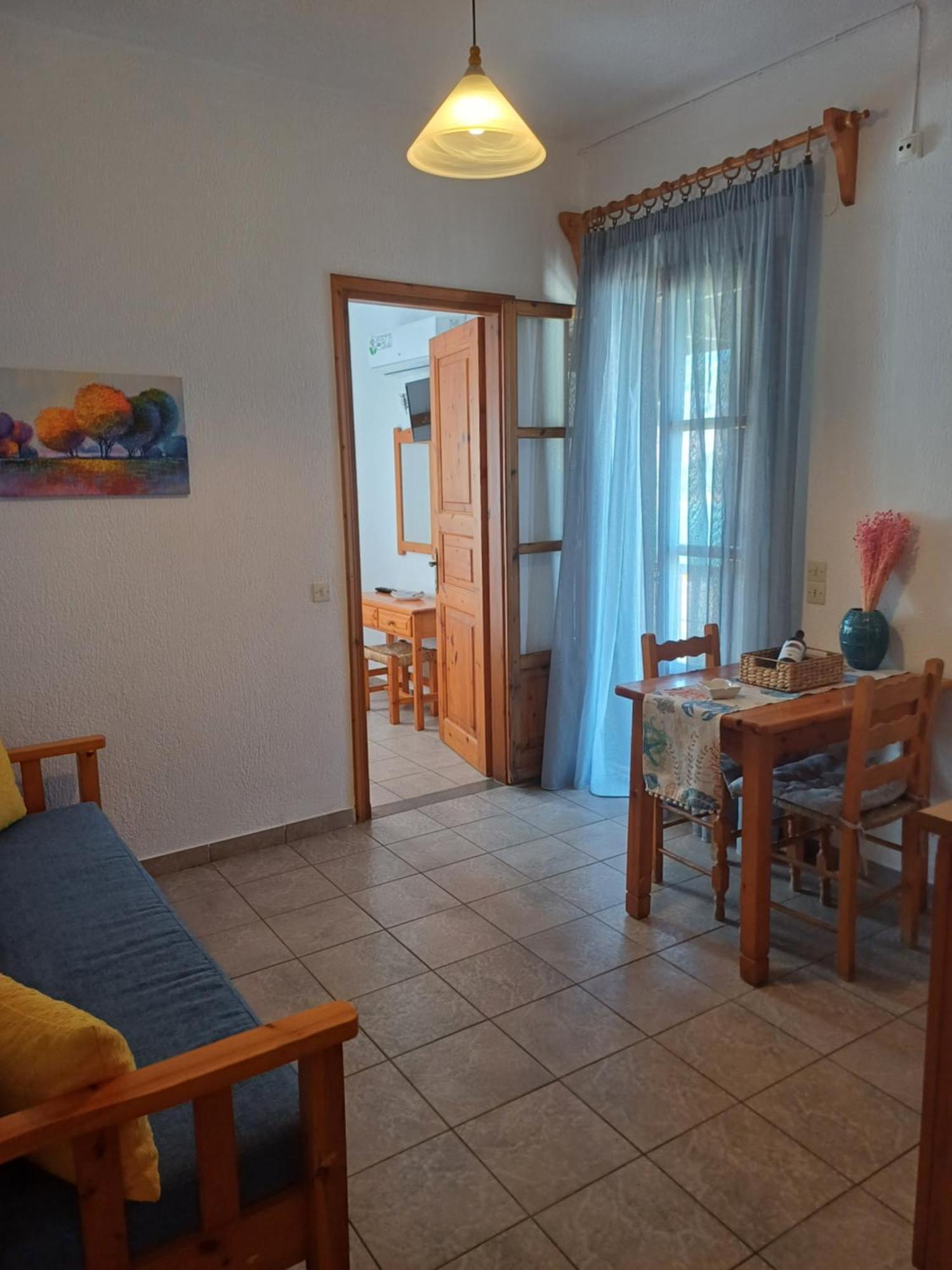 Nikolaos Studios Apartments Скопелос Экстерьер фото