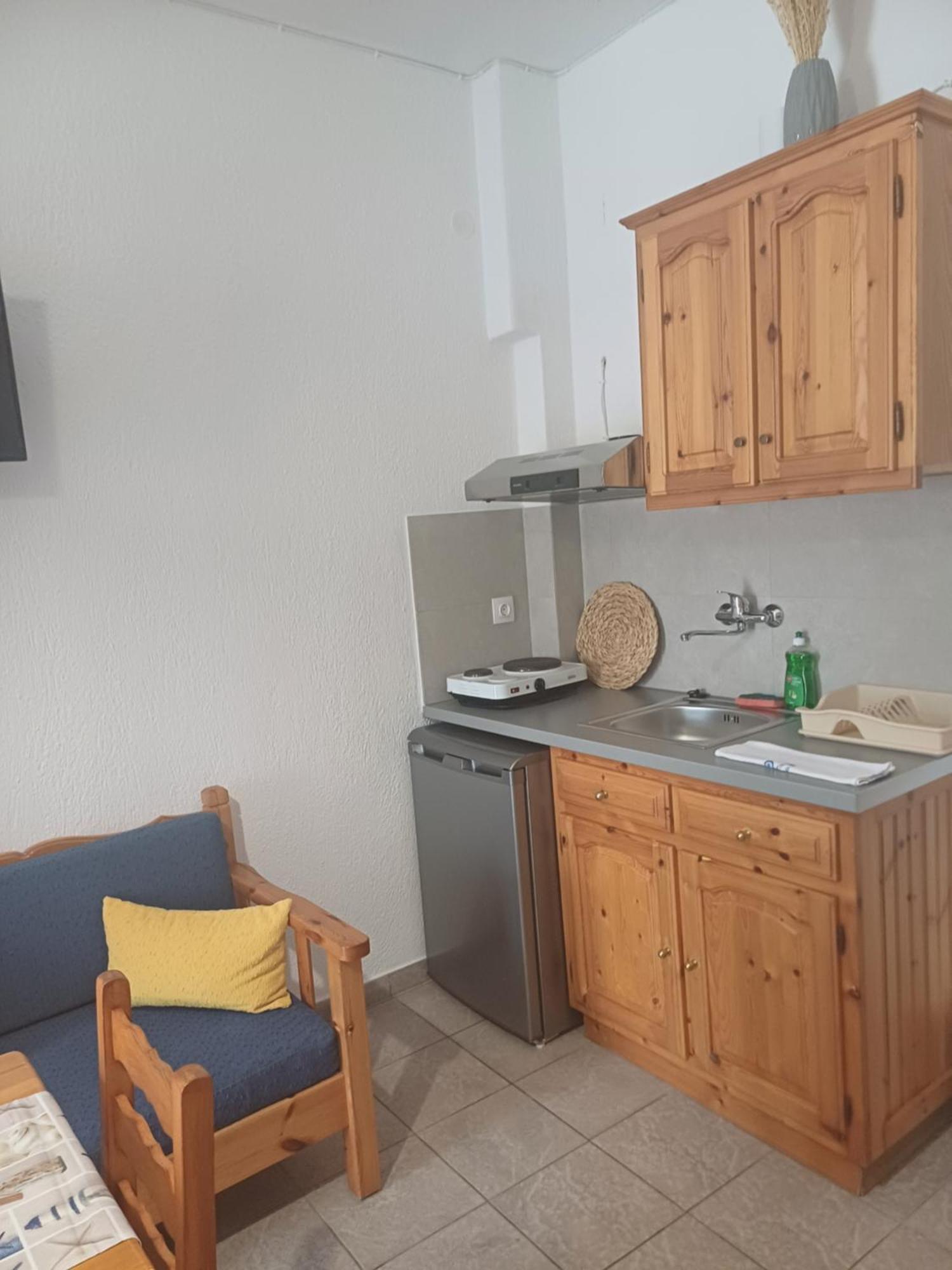 Nikolaos Studios Apartments Скопелос Экстерьер фото