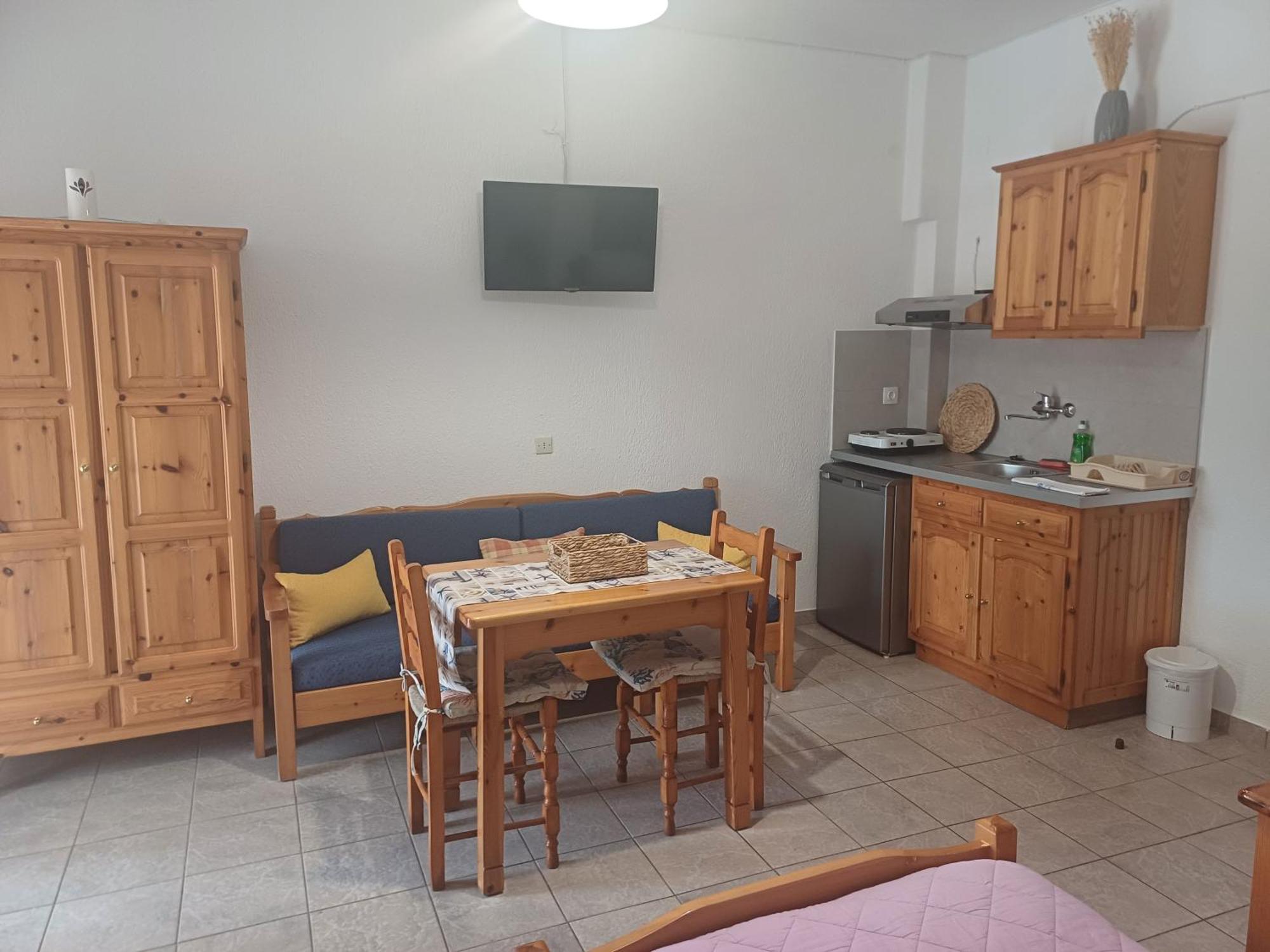 Nikolaos Studios Apartments Скопелос Экстерьер фото